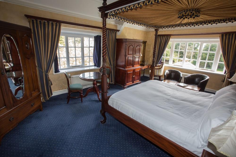 Mere Court Hotel Knutsford Bagian luar foto