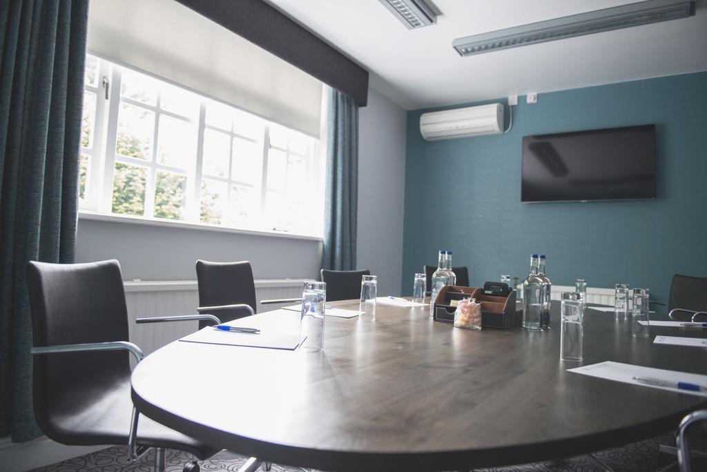 Mere Court Hotel Knutsford Bagian luar foto